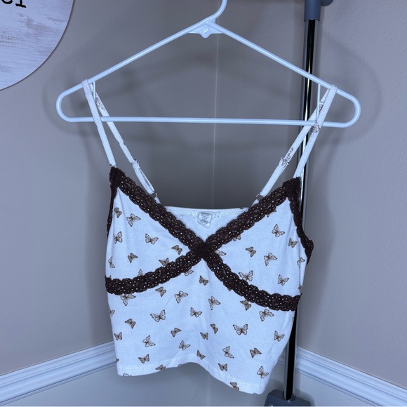 Full Tilt Tops - ‼️3 For $30‼️ Butterfly Print Lace Trim Cami Top